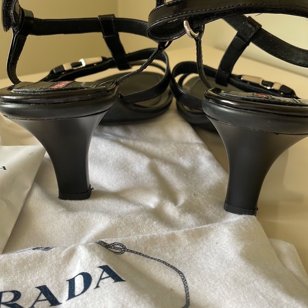PRADA black strappy sandal. Size 39 - Picture 4 of 11